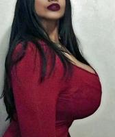 661471060: Chica busca chico en Barcelona