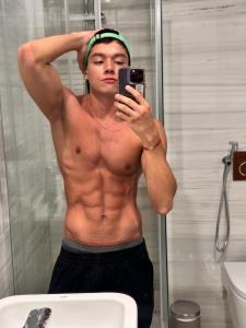 Chico busca chica en Madrid: 