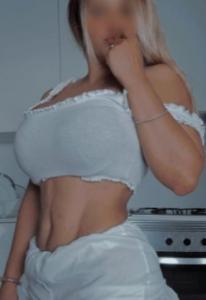 637068837: Chica busca chico en Mallorca