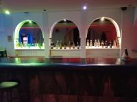 643618077: Chica busca chico en Lérida