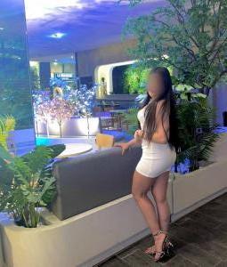 632751689: Chica busca chico en Gerona