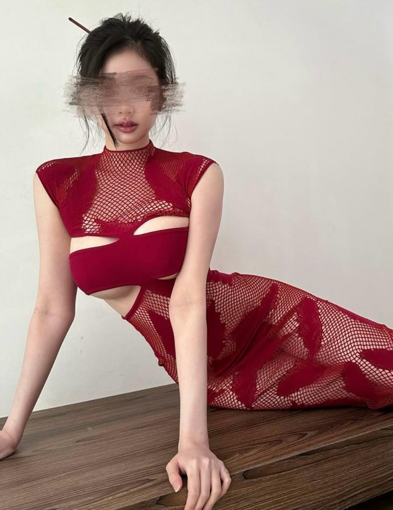 688002025: Chica busca chico en Valencia