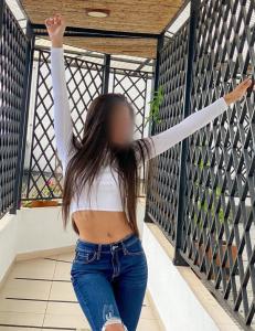 637483525: Chica busca chico en Murcia