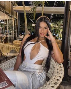 684741445: Chica busca chico en Mallorca