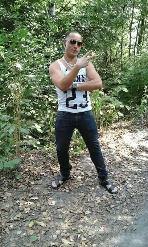 Chico busca chica en Zaragoza: 