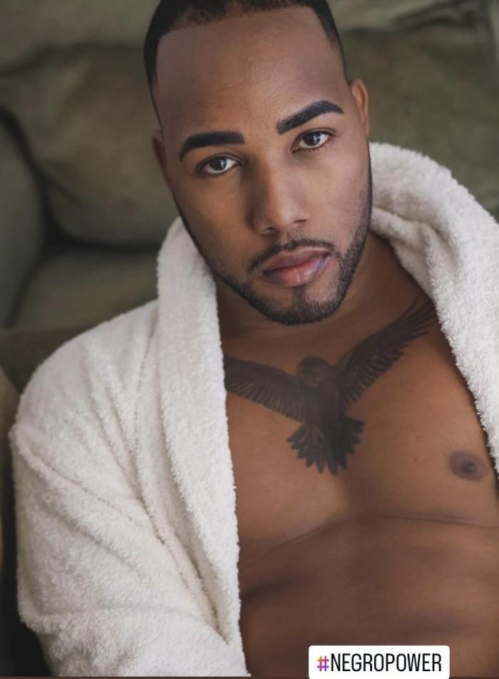 Chico busca chica en La Coruña: 