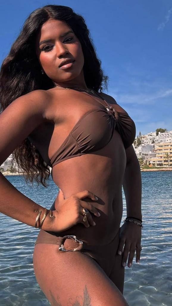 613763554: Transexual en Málaga