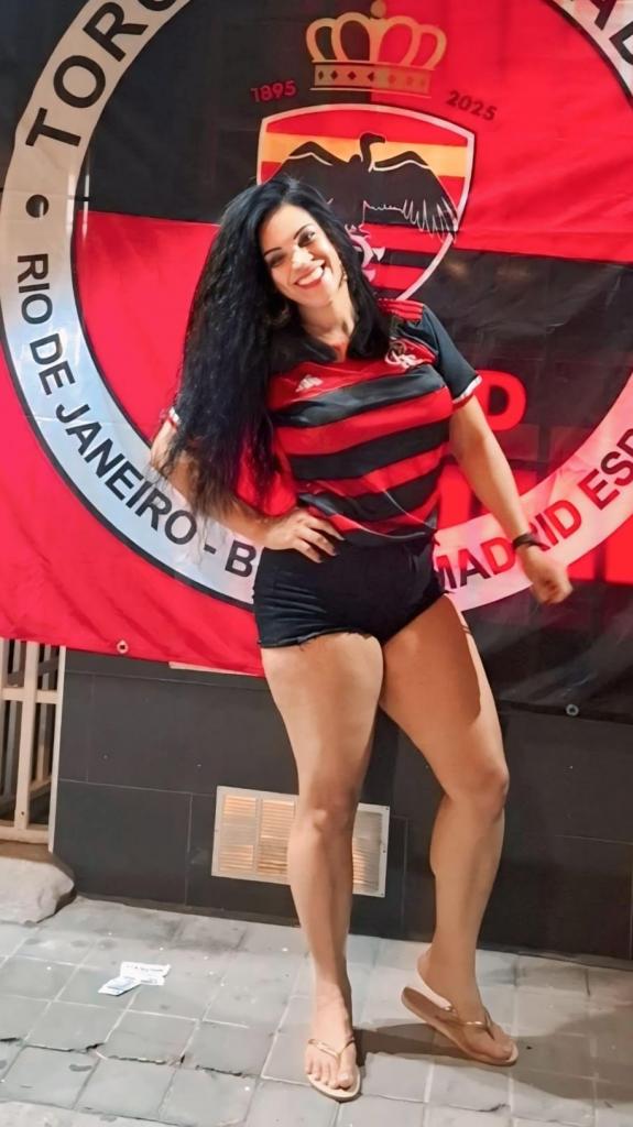 614900921: Chica busca chico en Madrid