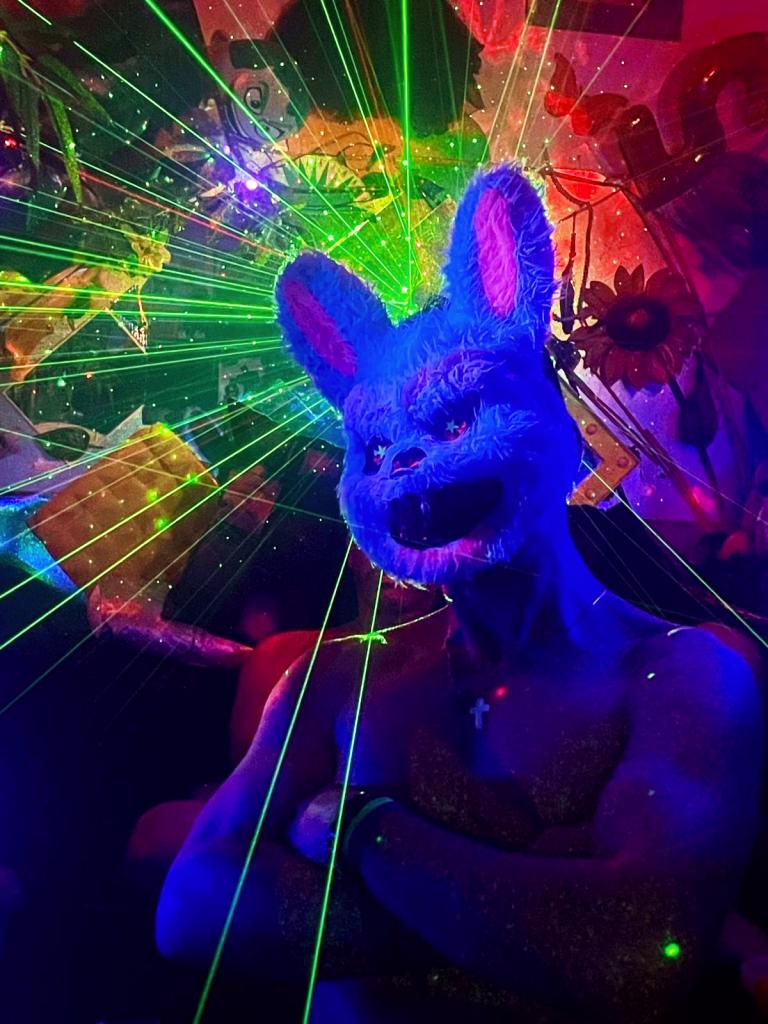 655304986: Chico busca chica en Madrid