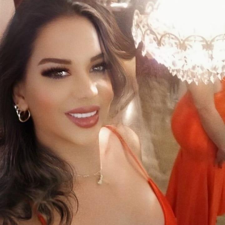 695447326: Travesti en Lérida