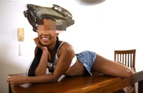 Chica busca chico en La Coruña: Chica busca chico