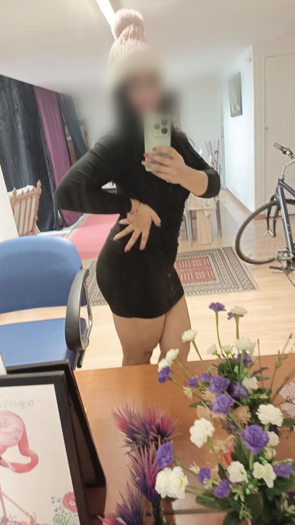 692475507: Chica busca chico en Álava