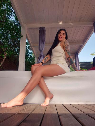 690878198: Chica busca chico en Barcelona