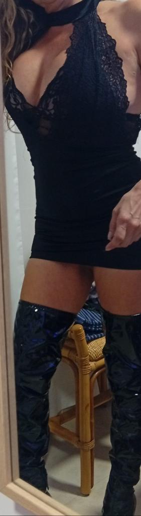 634034355: Chica busca chico en Tarragona