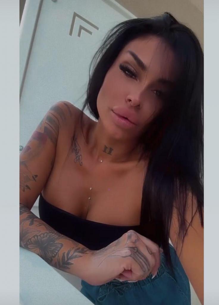 Chica busca chico en Tenerife: 