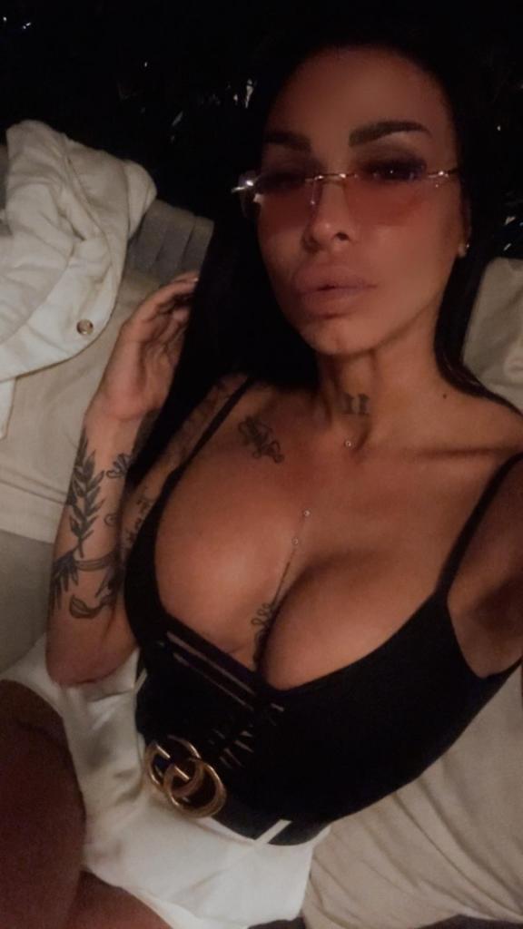 613998229: Chica busca chico en Tenerife