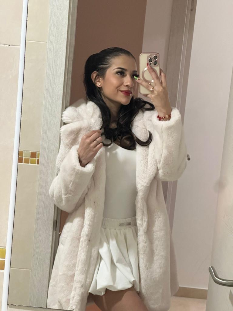 614742540: Chica busca chico en Málaga