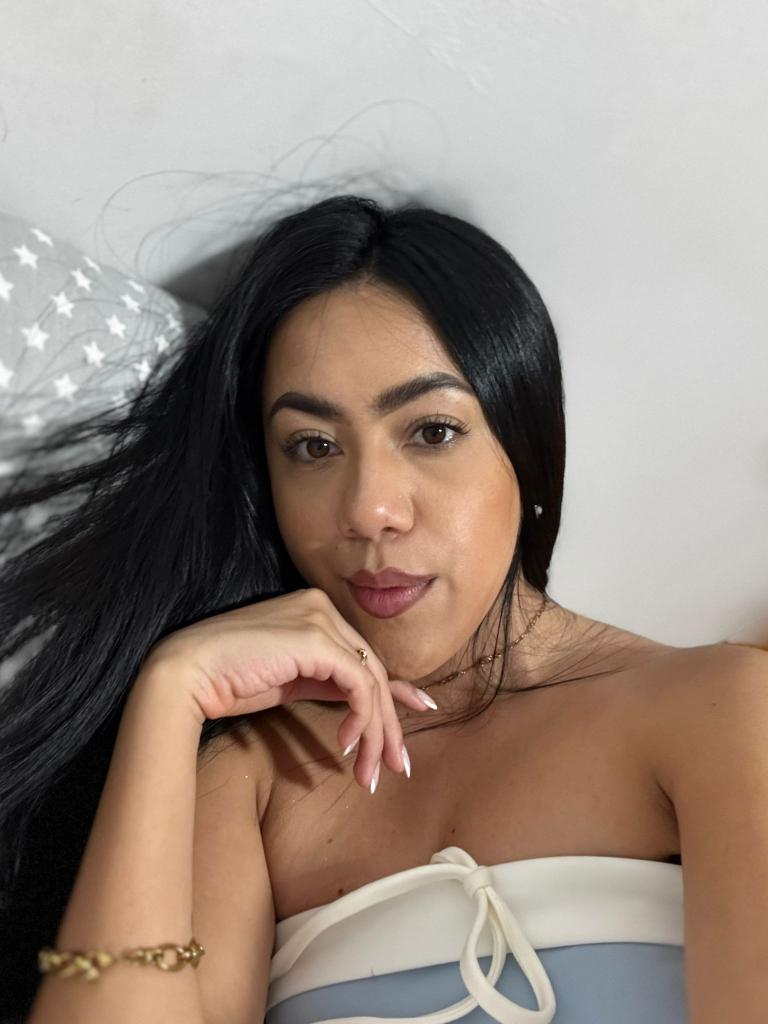 Chica busca chico en Tarragona: Chica busca chico