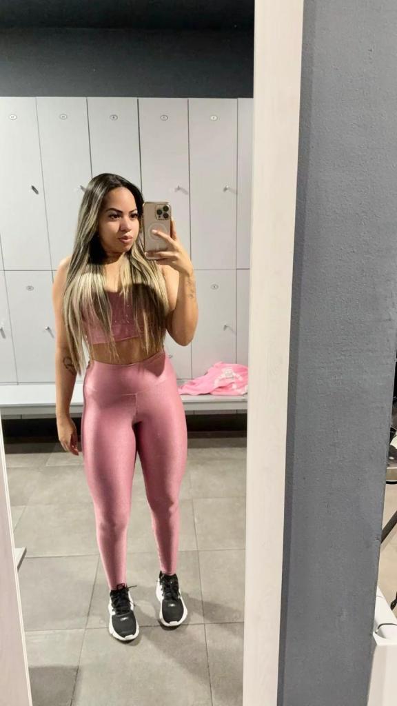 614009355: Chica busca chico en Madrid