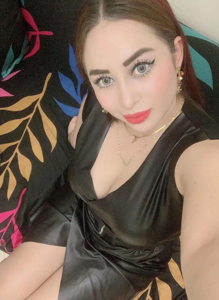 604195706: Chica busca chico en Málaga