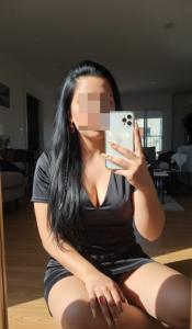 604370564: Chica busca chico en Ibiza