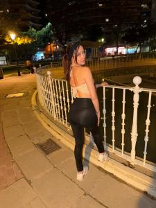 613581916: Chica busca chico en Valencia