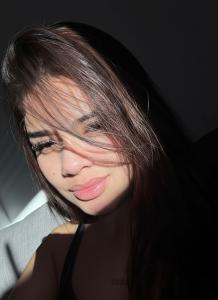 632896478: Chica busca chico en Barcelona