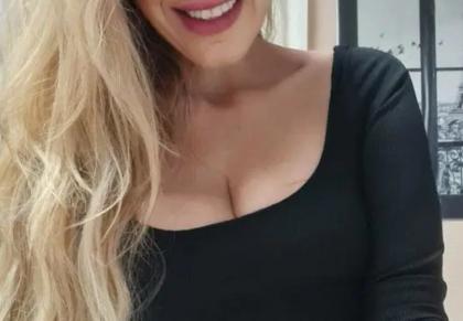 623279139: Chica busca chico en Murcia