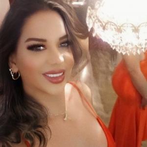 695447326: Travesti en Lérida