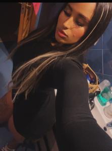 603944191: Chica busca chico en Almería