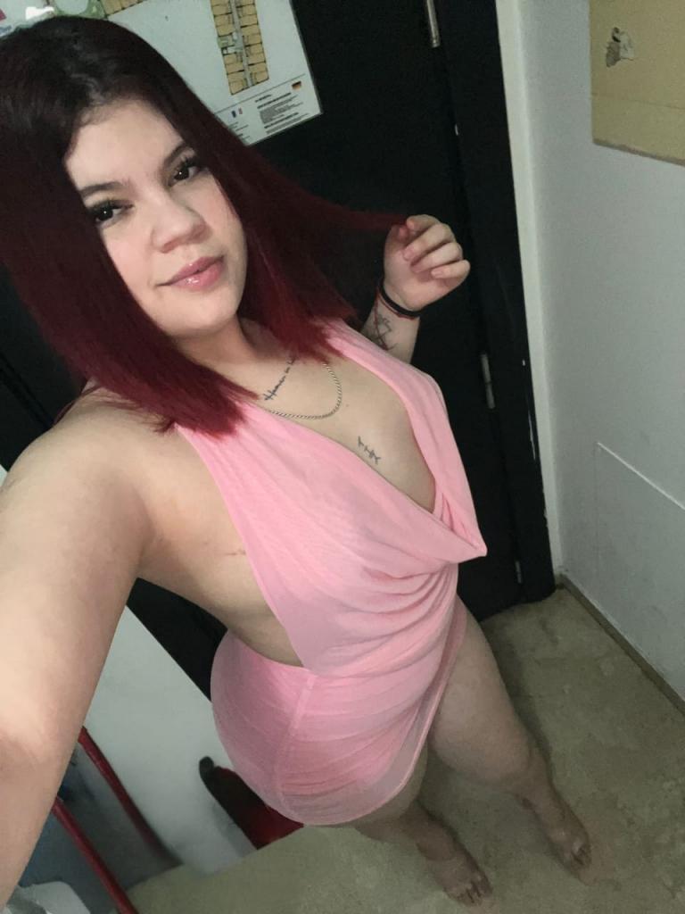 634176948: Chica busca chico en Cádiz