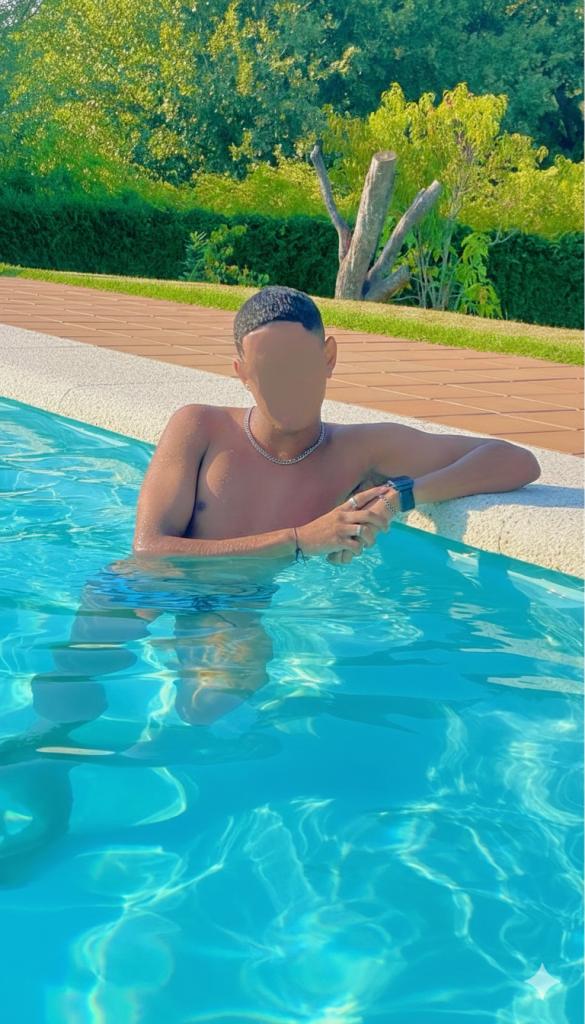 Chico busca chica en Pontevedra: 