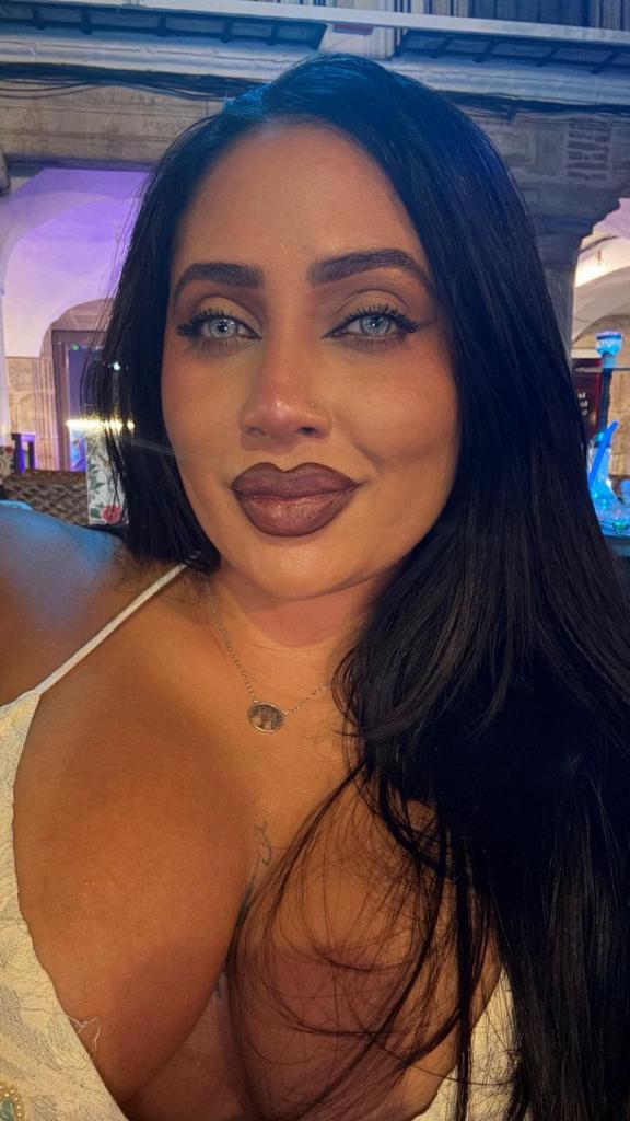 Chica busca chico en La Coruña: 