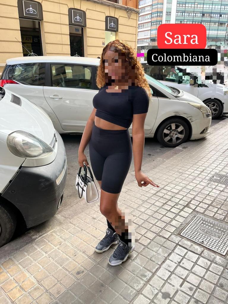 Chica busca chico en Alicante: Chica busca chico