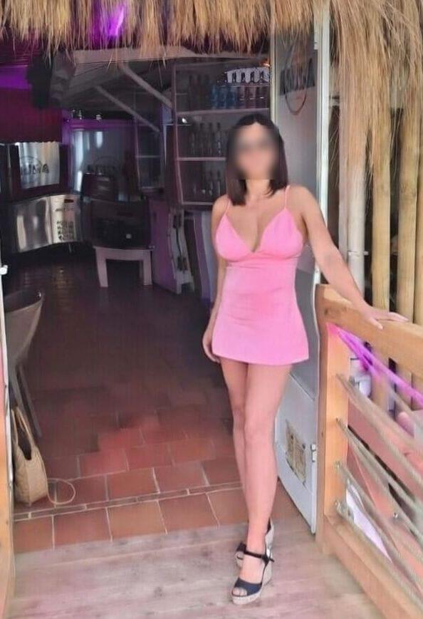 Chica busca chico en Almería: 