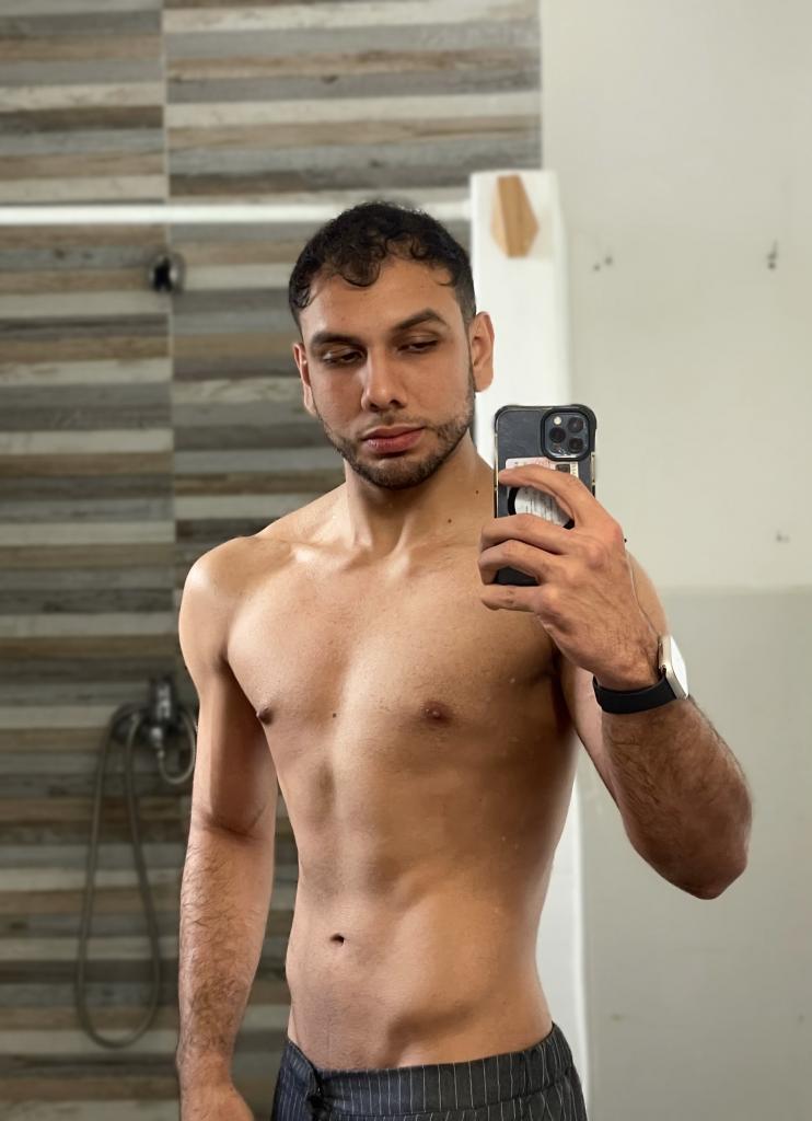 Chico busca chica en Málaga: 