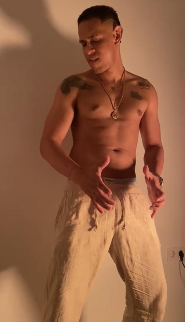 647649647: Chico busca chica en Valencia