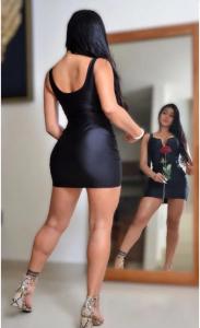 647356817: Chica busca chico en Barcelona