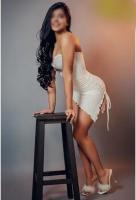 647356817: Chica busca chico en Barcelona