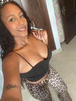 664254362: Chica busca chico en Málaga