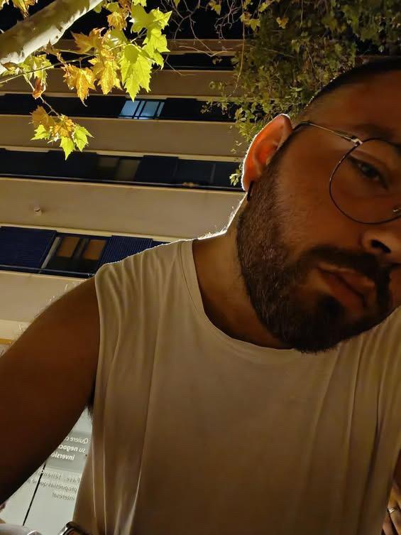 Chico busca chica en Alicante: 