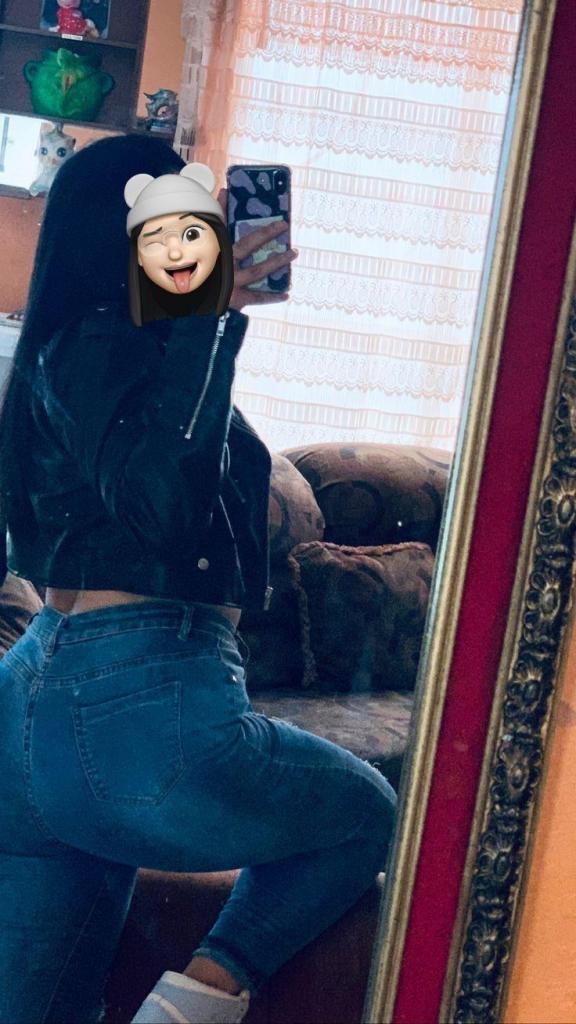 670731495: Chica busca chico en Álava