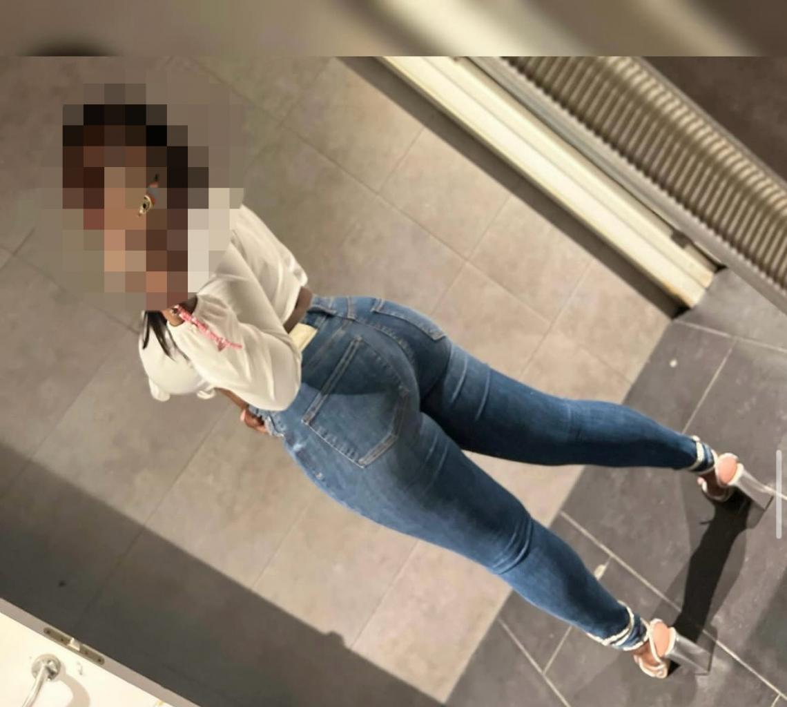 642634649: Chica busca chico en Málaga
