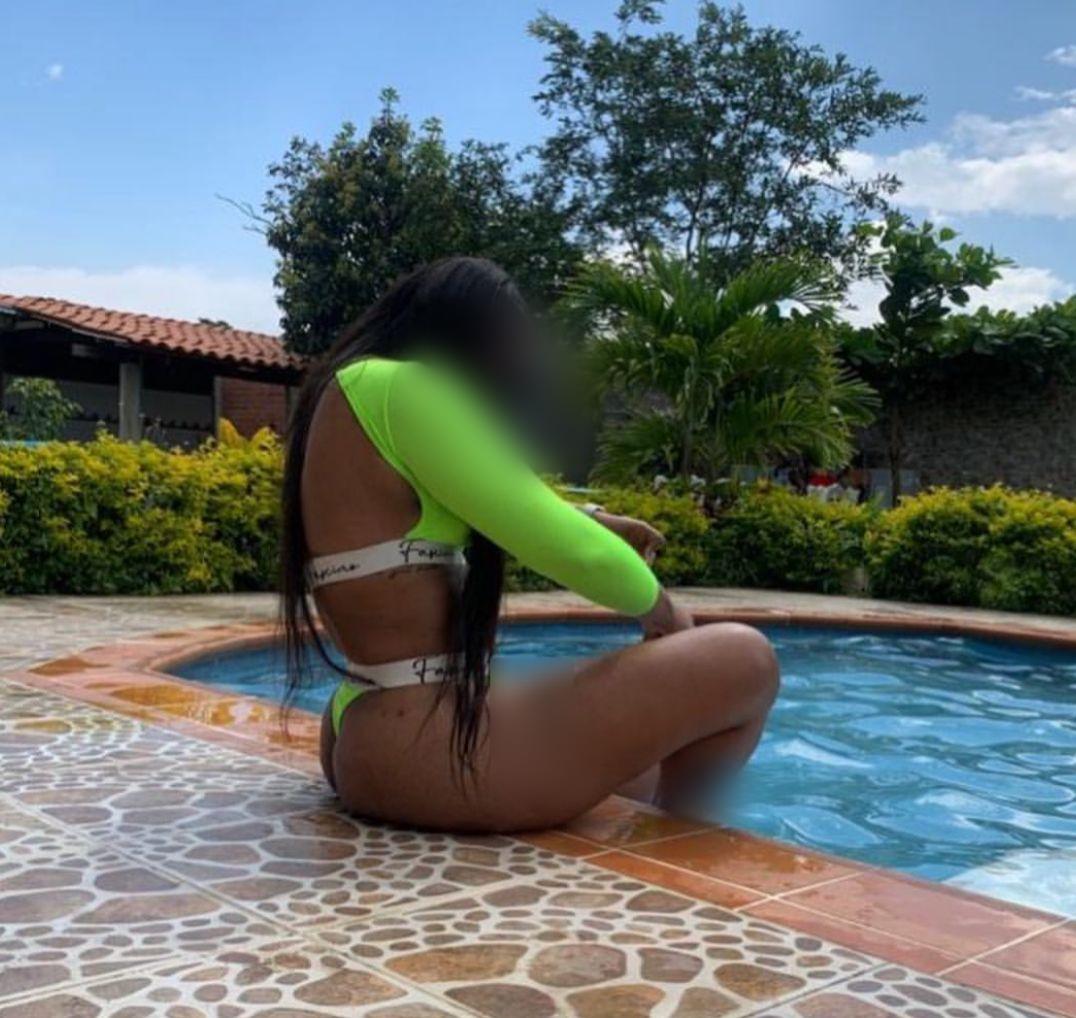 Chica busca chico en Tenerife: 