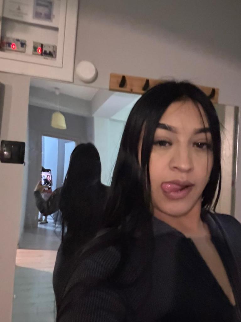 Chica busca chico en Barcelona: 