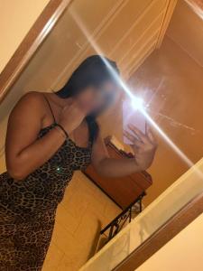 632863560: Chica busca chico en Madrid