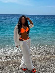 613286846: Chica busca chico en Valencia