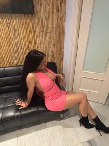 610946914: Chica busca chico en Madrid