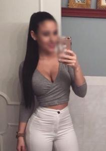 641407529: Chica busca chico en Navarra