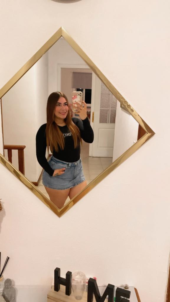 695644357: Chica busca chico en Albacete